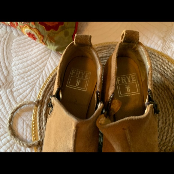 Frye booties, so comfortable’ - Picture 6 of 10